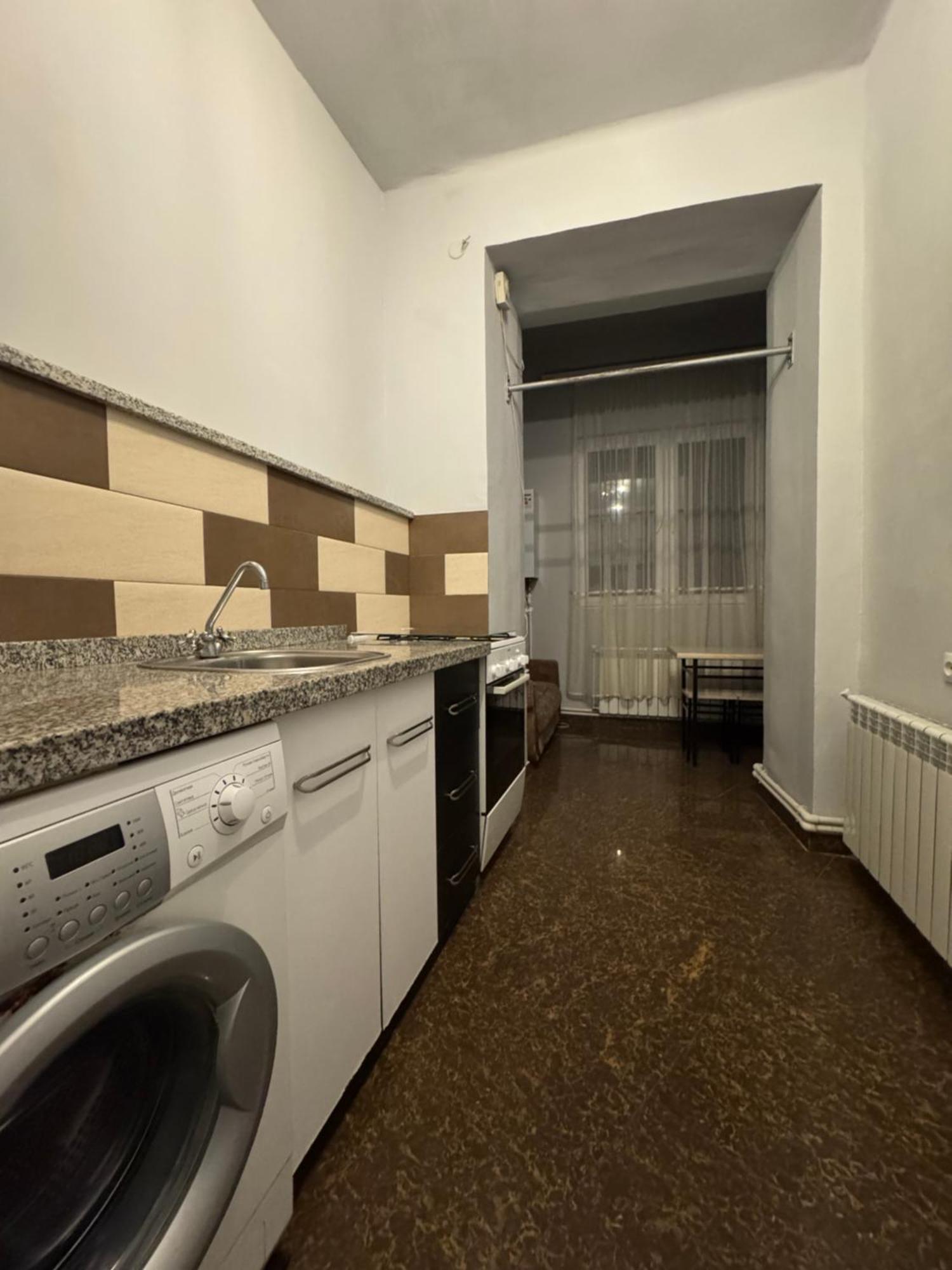 Apartments On Paronyan 15 Ереван Екстериор снимка